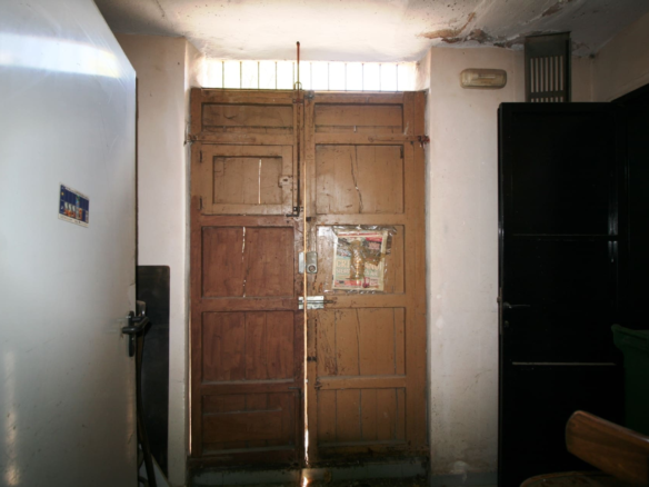 Commercial In Binissalem, Spain (173 M²)