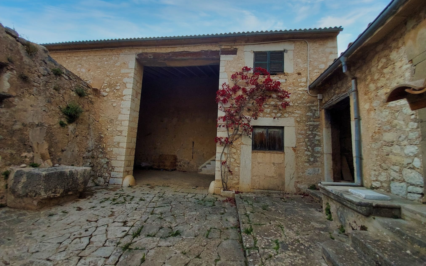 11-bedroom Finca In Binissalem, Spain (2.297 M²)