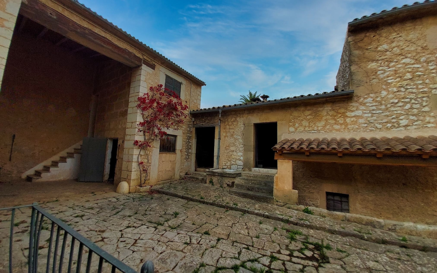11-bedroom Finca In Binissalem, Spain (2.297 M²)