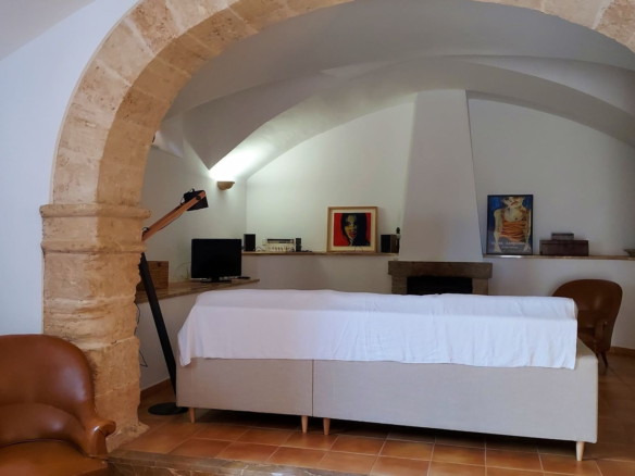 11-bedroom Finca In Binissalem, Spain (2.297 M²)