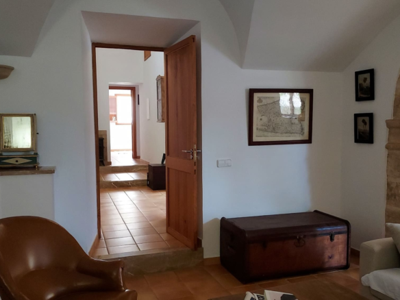 11-bedroom Finca In Binissalem, Spain (2.297 M²)
