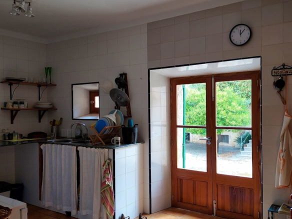 11-bedroom Finca In Binissalem, Spain (2.297 M²)