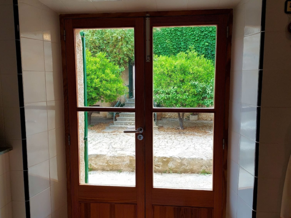 11-bedroom Finca In Binissalem, Spain (2.297 M²)