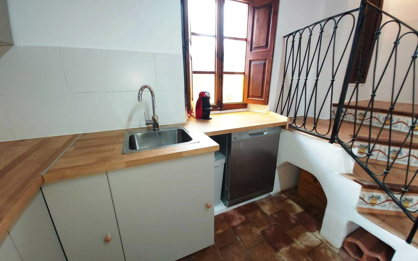 2-bedroom Village House In Santa Maria Del Cami, Spain (105 M²)