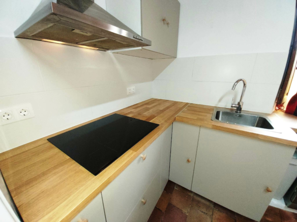 2-bedroom Village House In Santa Maria Del Cami, Spain (105 M²)