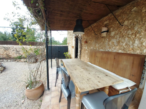 2-bedroom Village House In Santa Maria Del Cami, Spain (105 M²)