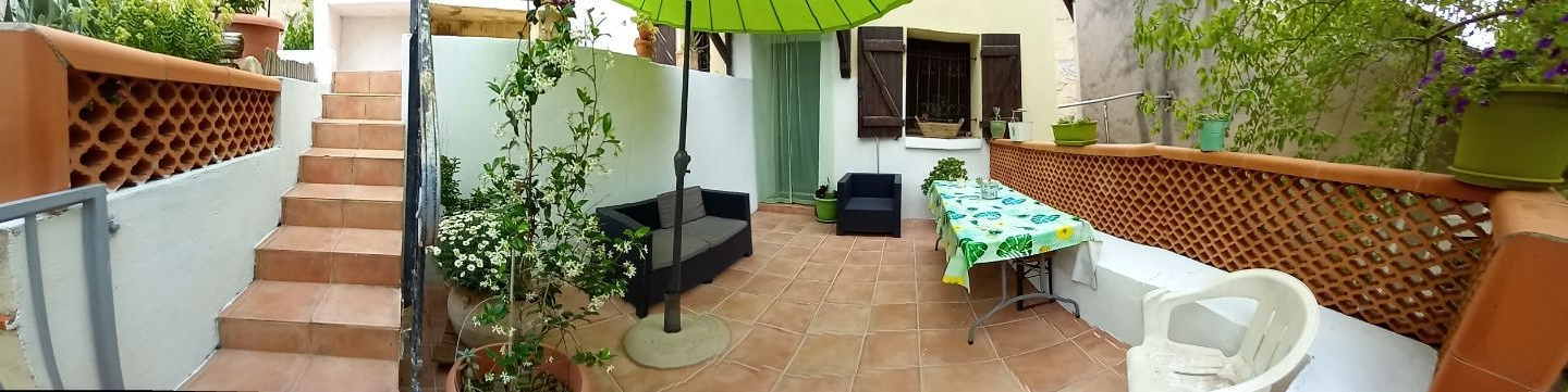 3-bedroom House In Pezenas, France (150 M²)