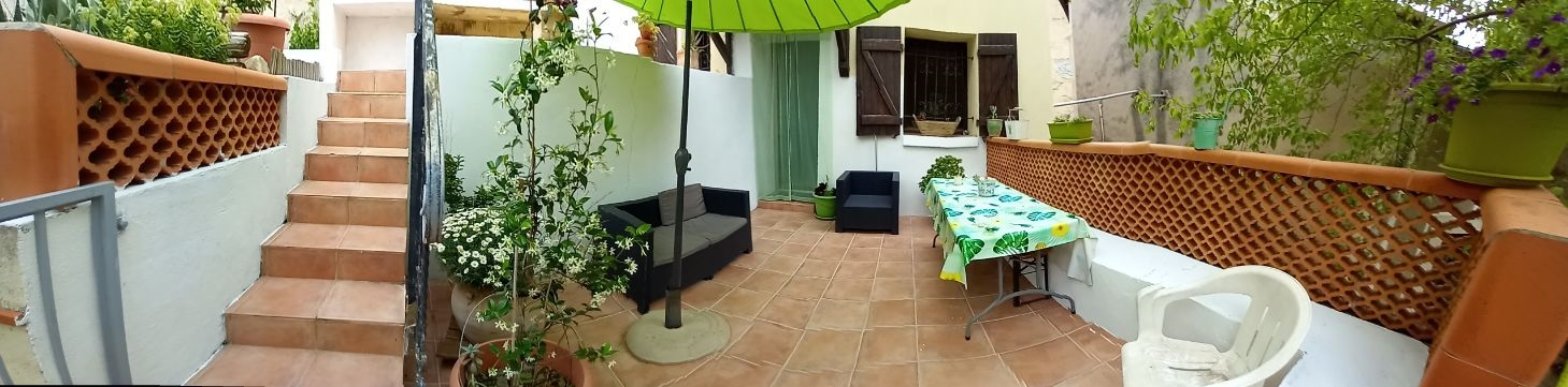 3-bedroom House In Pezenas, France (150 M²)