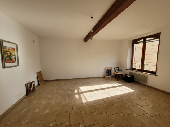 3-bedroom House In Pezenas, France (150 M²)