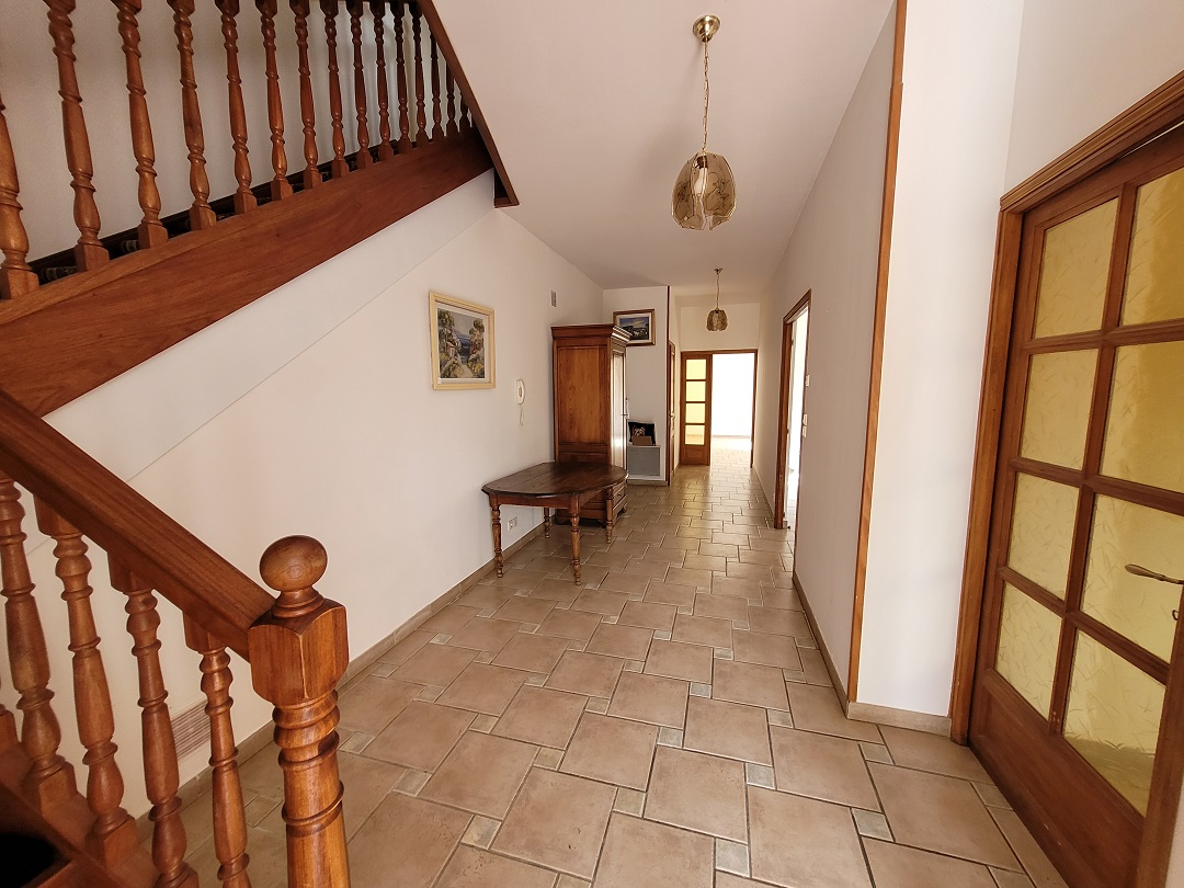3-bedroom House In Pezenas, France (150 M²)