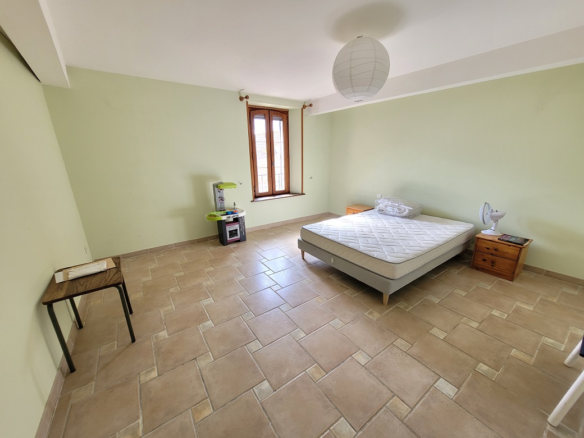 3-bedroom House In Pezenas, France (150 M²)