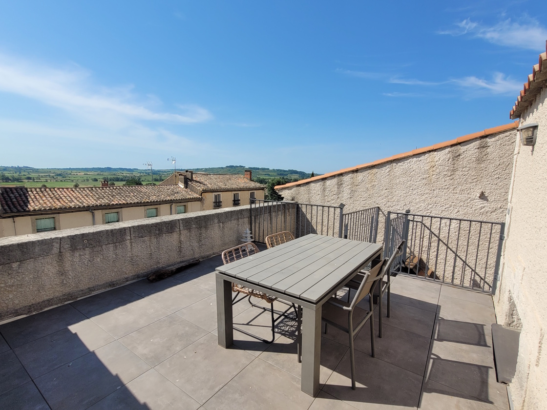 3-bedroom House In Laurens, France (115 M²)