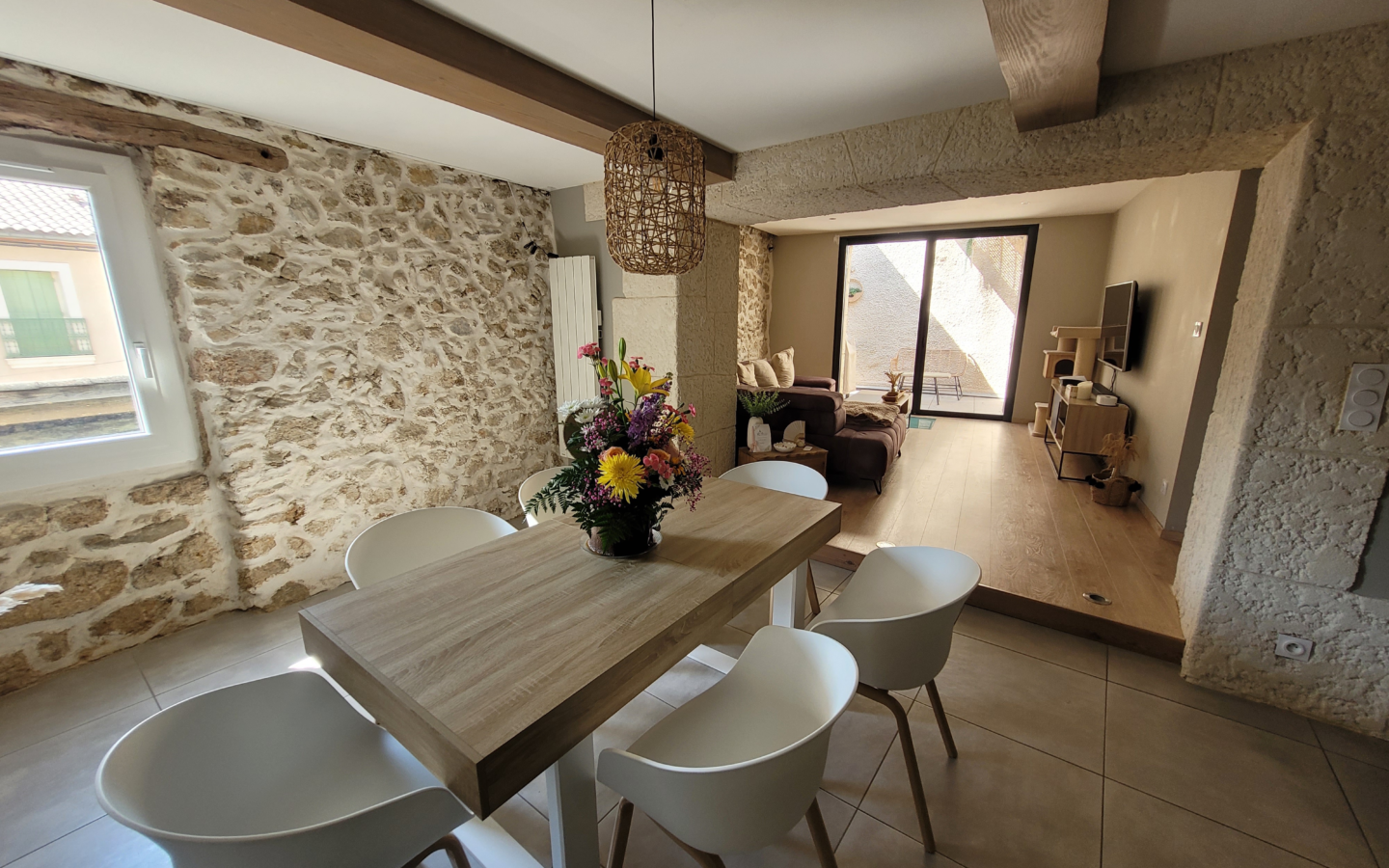 3-bedroom House In Laurens, France (115 M²)