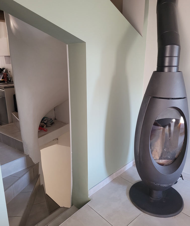 3-bedroom House In Laurens, France (115 M²)