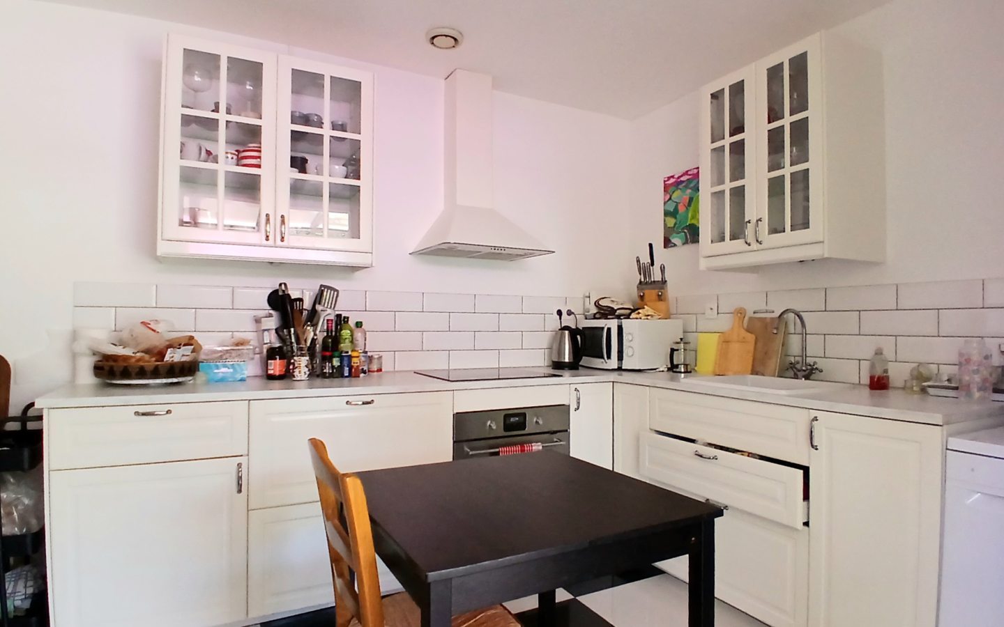 4-bedroom Detached House In Autignac, France (100 M²)