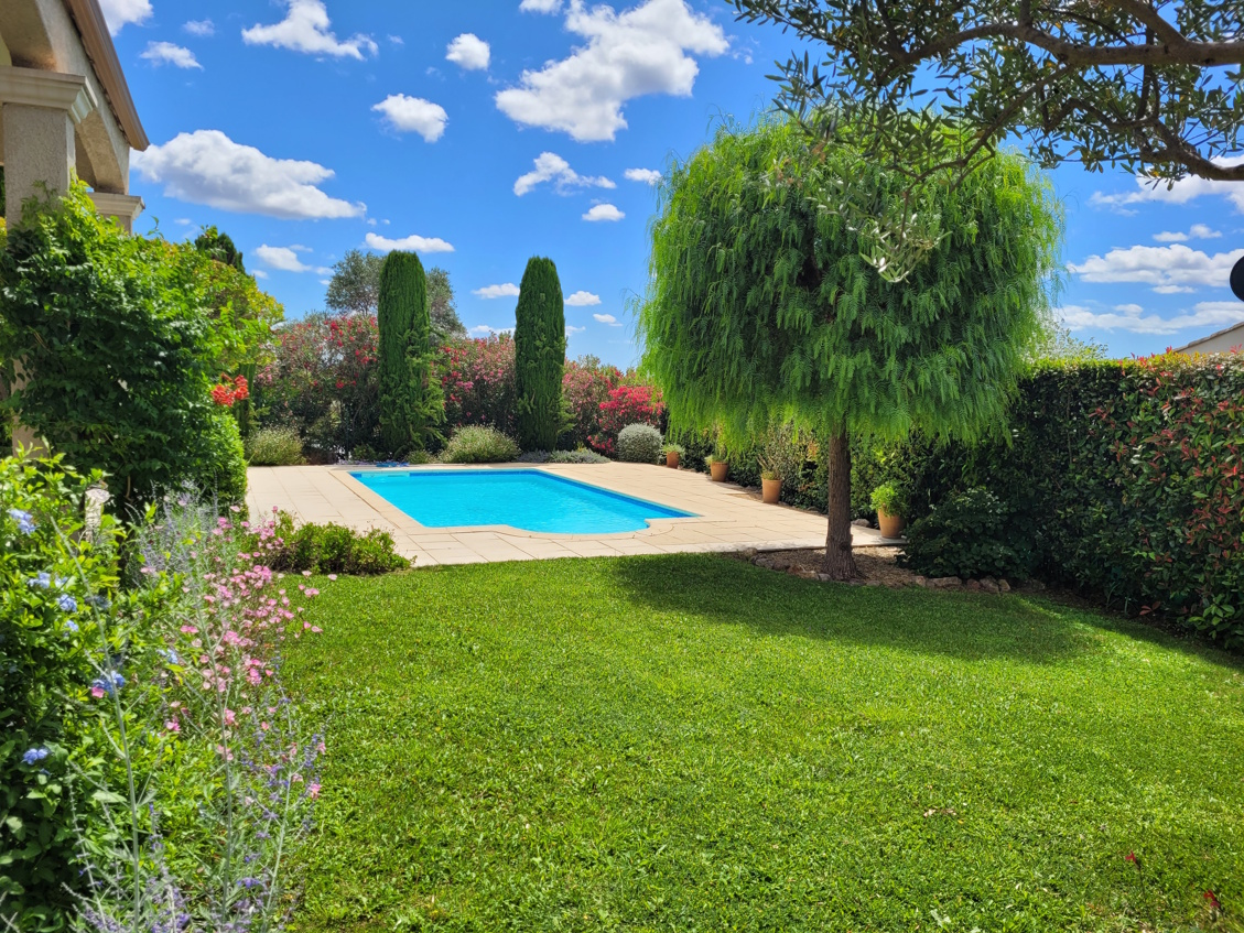 4-bedroom Detached House In Saint Genies De Fontedit, France (155 M²)