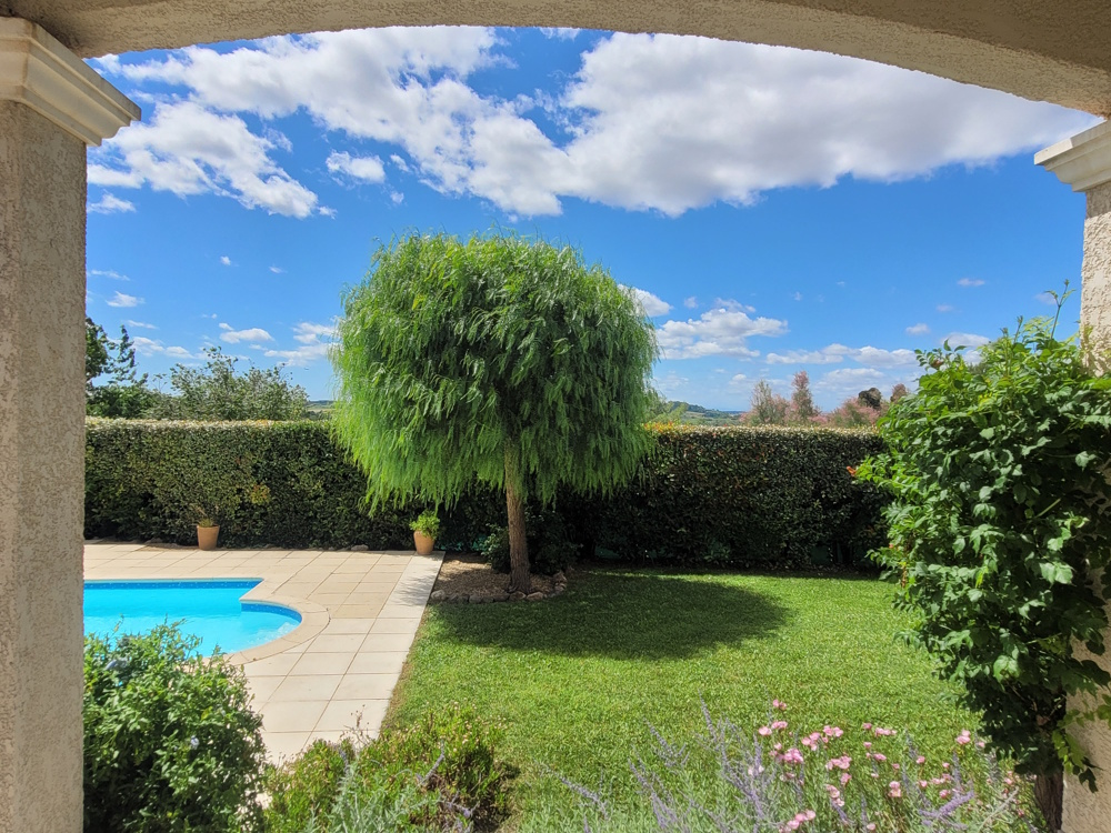 4-bedroom Detached House In Saint Genies De Fontedit, France (155 M²)