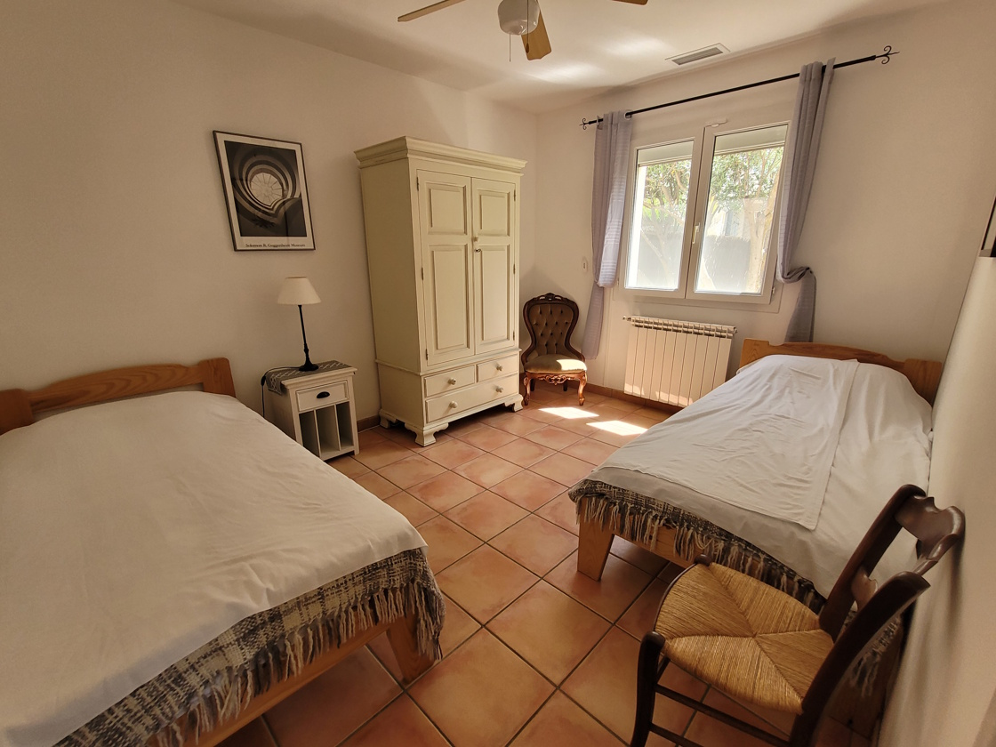 4-bedroom Detached House In Saint Genies De Fontedit, France (155 M²)