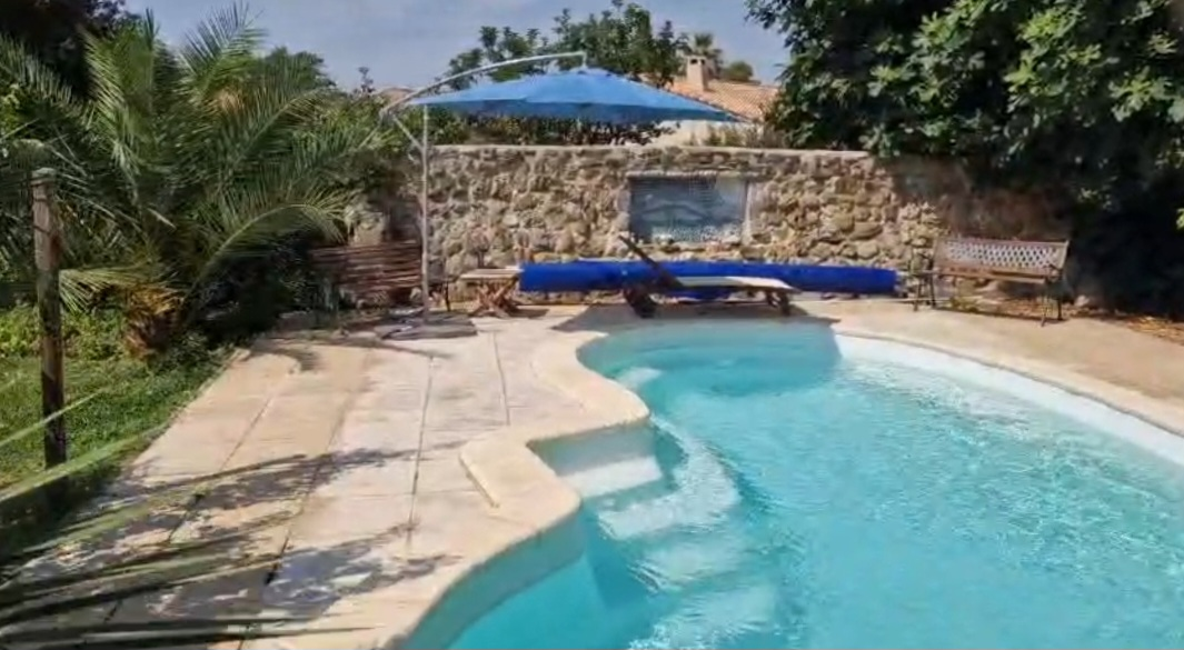 7-bedroom House In Saint Genies De Fontedit, France (345 M²)