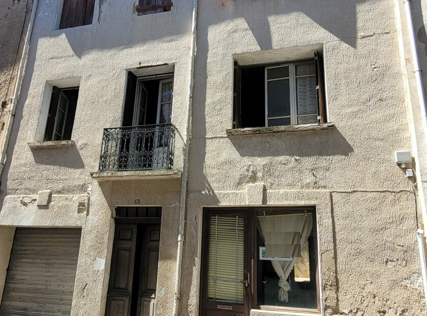 House In Lamalou Les Bains, France (100 M²)