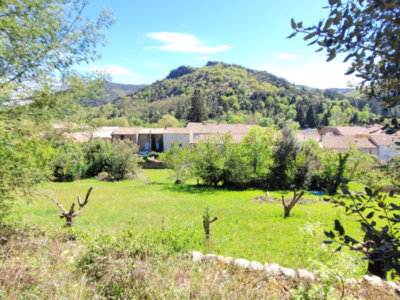 House In Lamalou Les Bains, France (100 M²)