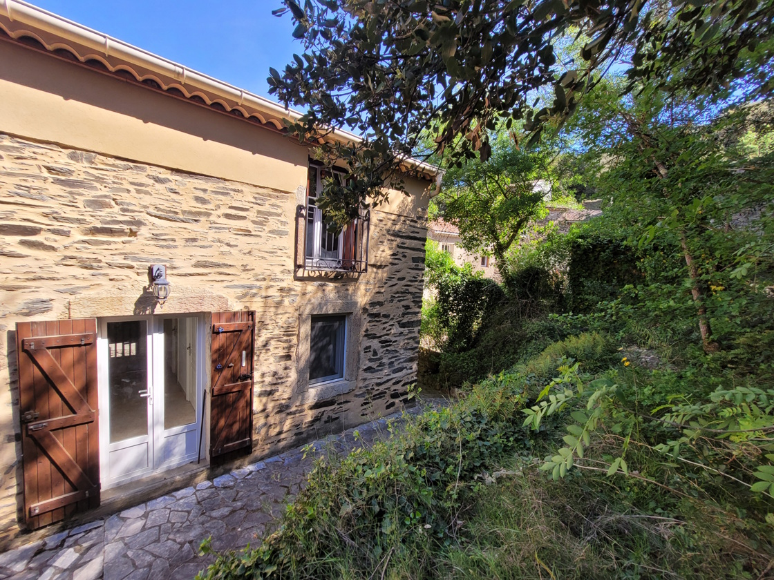 3-bedroom House In Cessenon Sur Orb, France (95 M²)