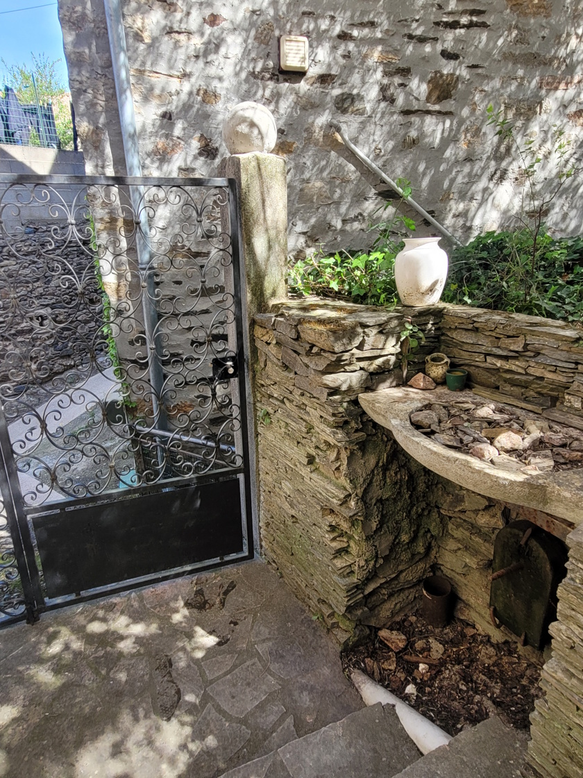 3-bedroom House In Cessenon Sur Orb, France (95 M²)