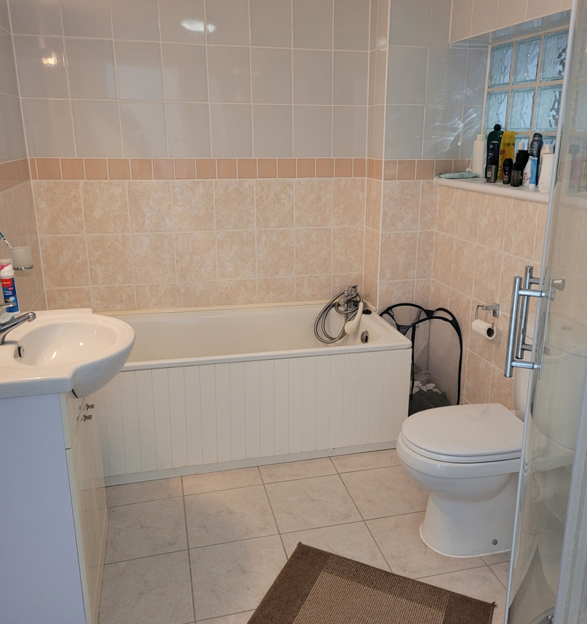 3-bedroom House In Cessenon Sur Orb, France (95 M²)