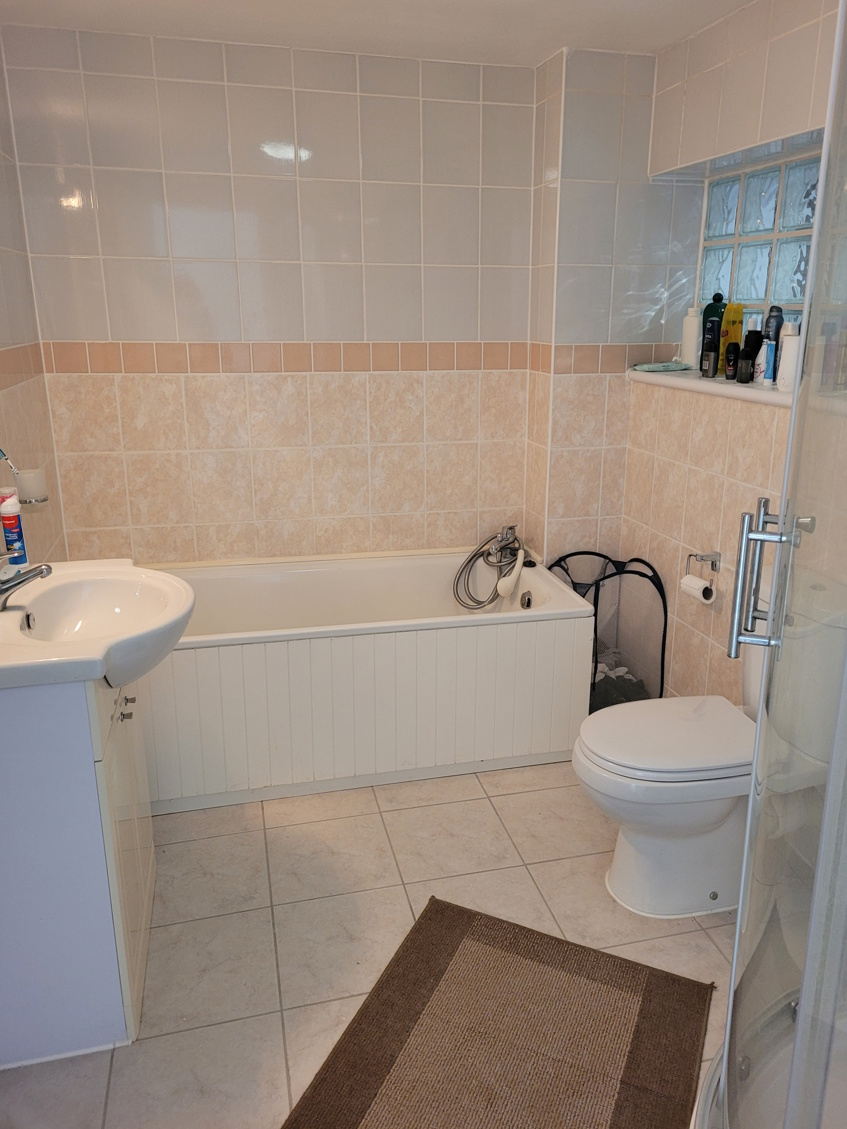 3-bedroom House In Cessenon Sur Orb, France (95 M²)