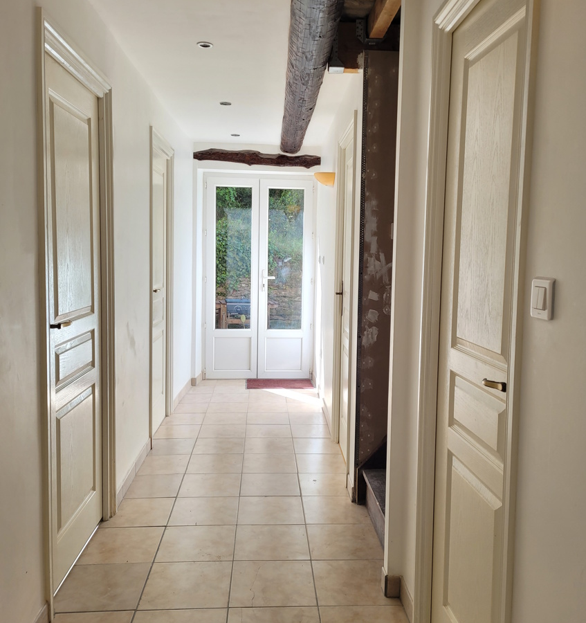 3-bedroom House In Cessenon Sur Orb, France (95 M²)