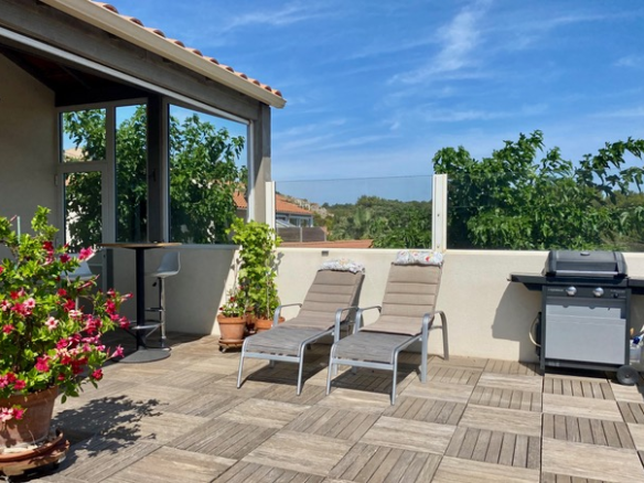 2-bedroom Apartment In Fleury D’aude, France (42 M²)