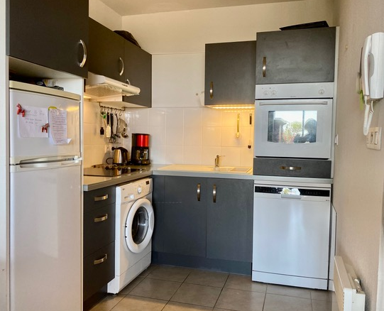 2-bedroom Apartment In Fleury D’aude, France (42 M²)