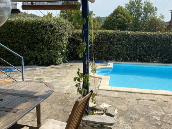 3-bedroom House In Lamalou Les Bains, France (110 M²)