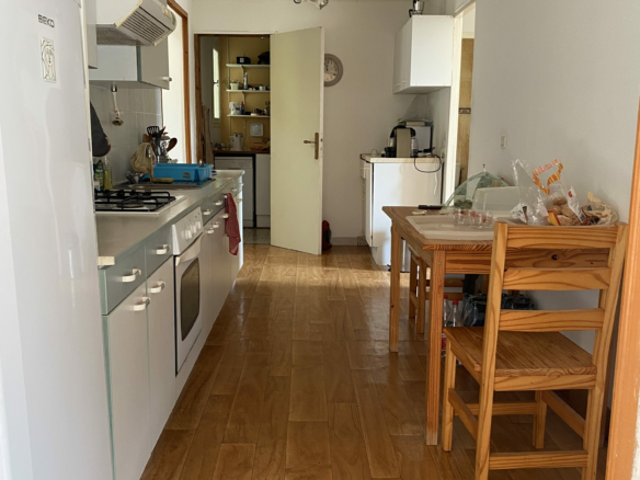 3-bedroom House In Lamalou Les Bains, France (110 M²)