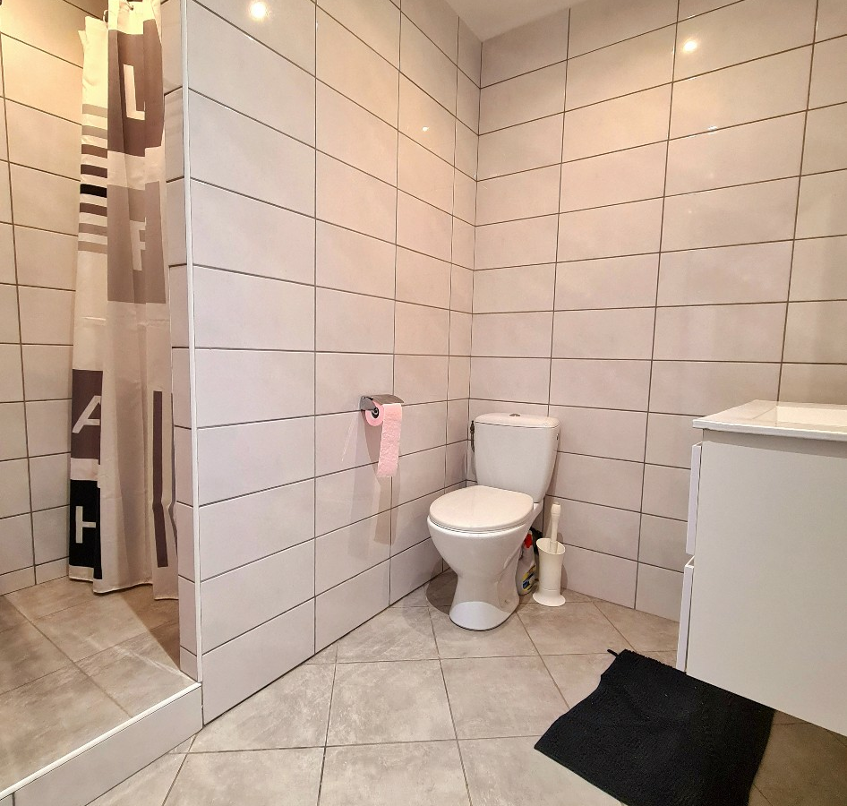 5-bedroom House In Murviel Les Beziers, France (223 M²)