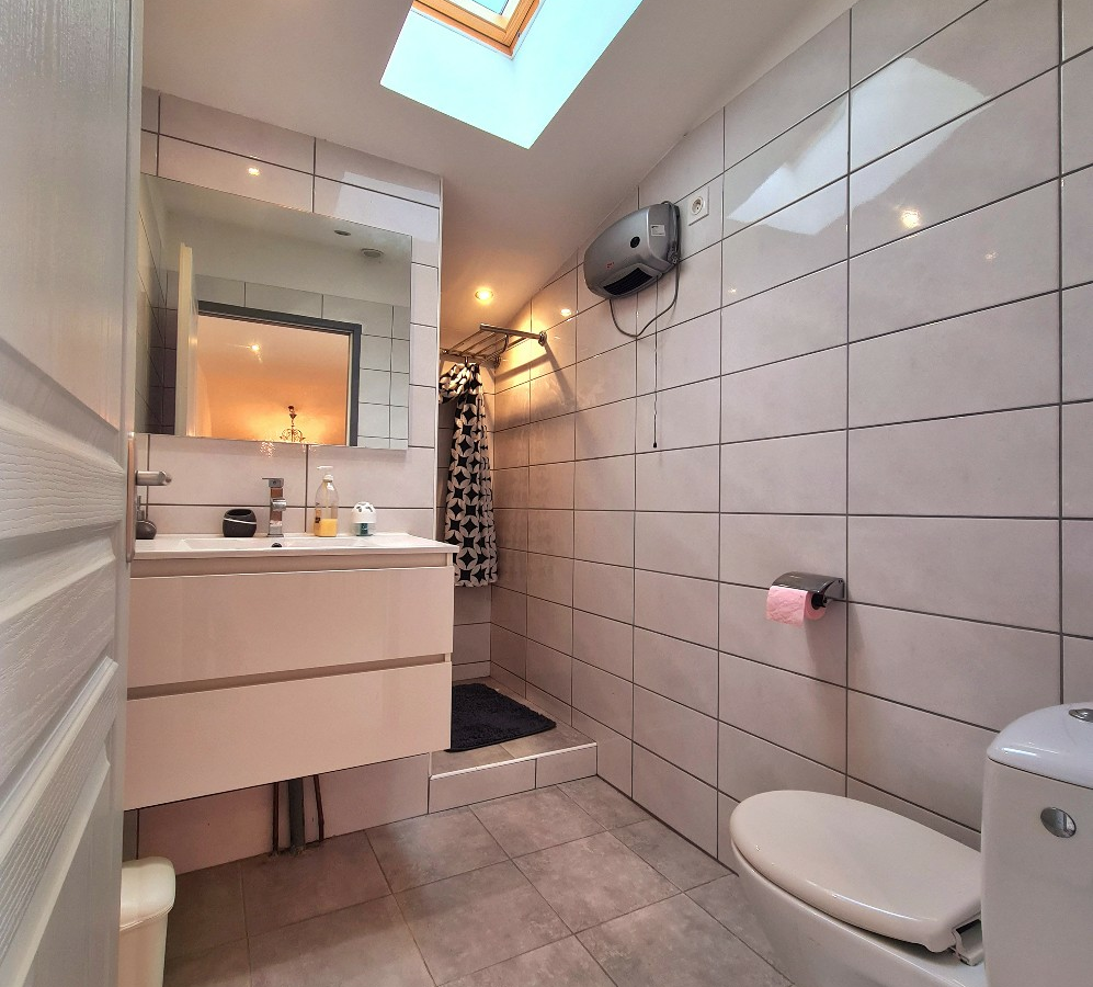 5-bedroom House In Murviel Les Beziers, France (223 M²)