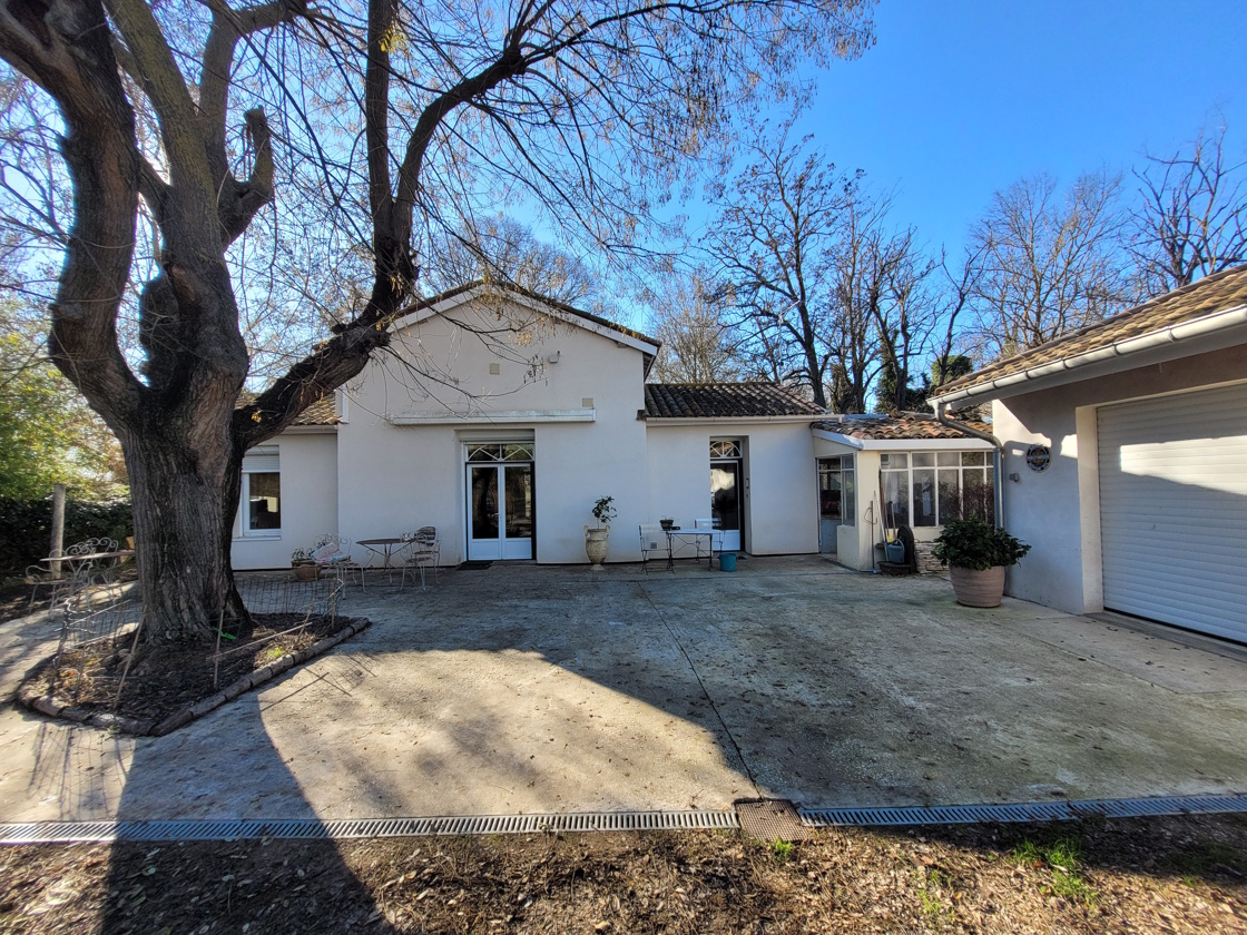 2-bedroom Detached House In Cazouls Les Beziers, France (90 M²)