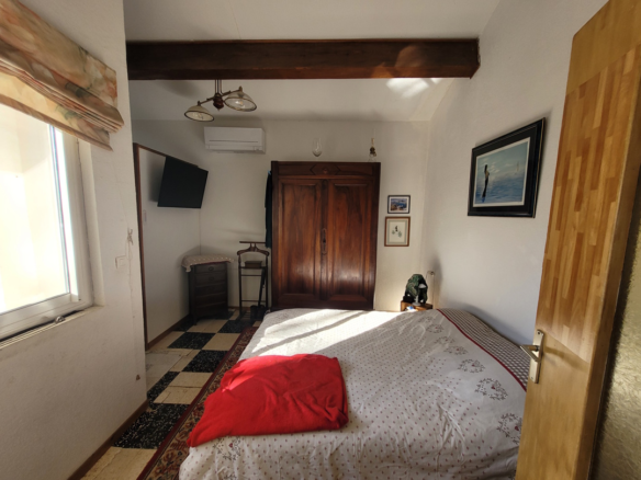 2-bedroom Detached House In Cazouls Les Beziers, France (90 M²)