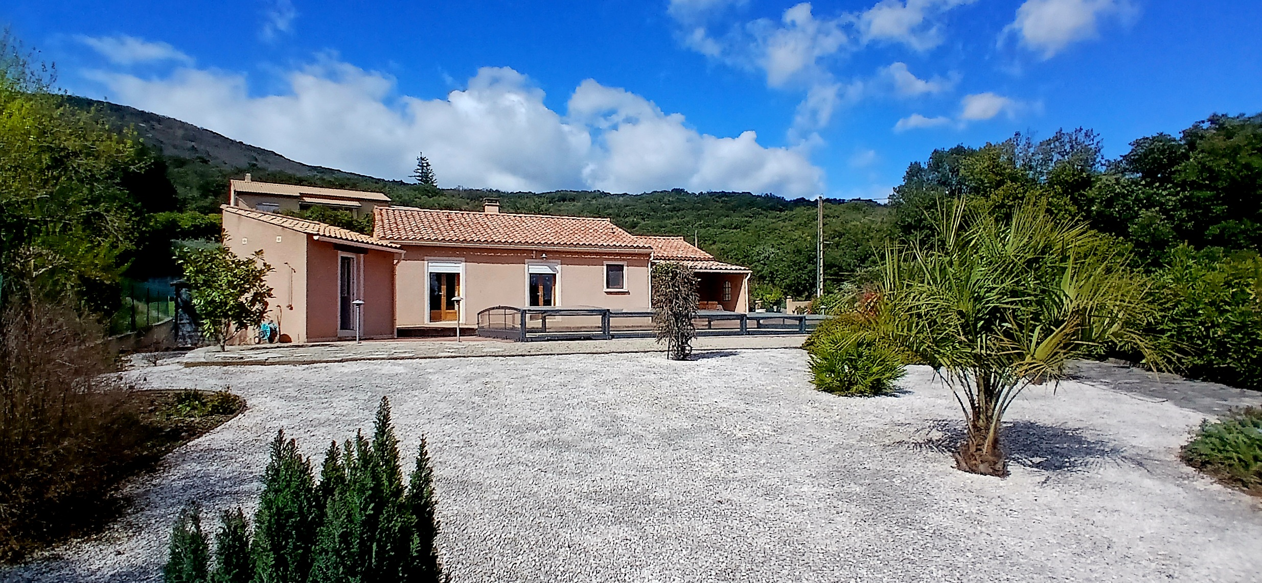 TOU324000EC-1f8adf 4-bedroom Detached House In Bousquet D’orb, France (120 M²)