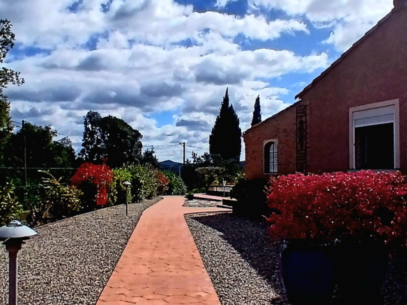 4-bedroom Detached House In Bousquet D’orb, France (120 M²)