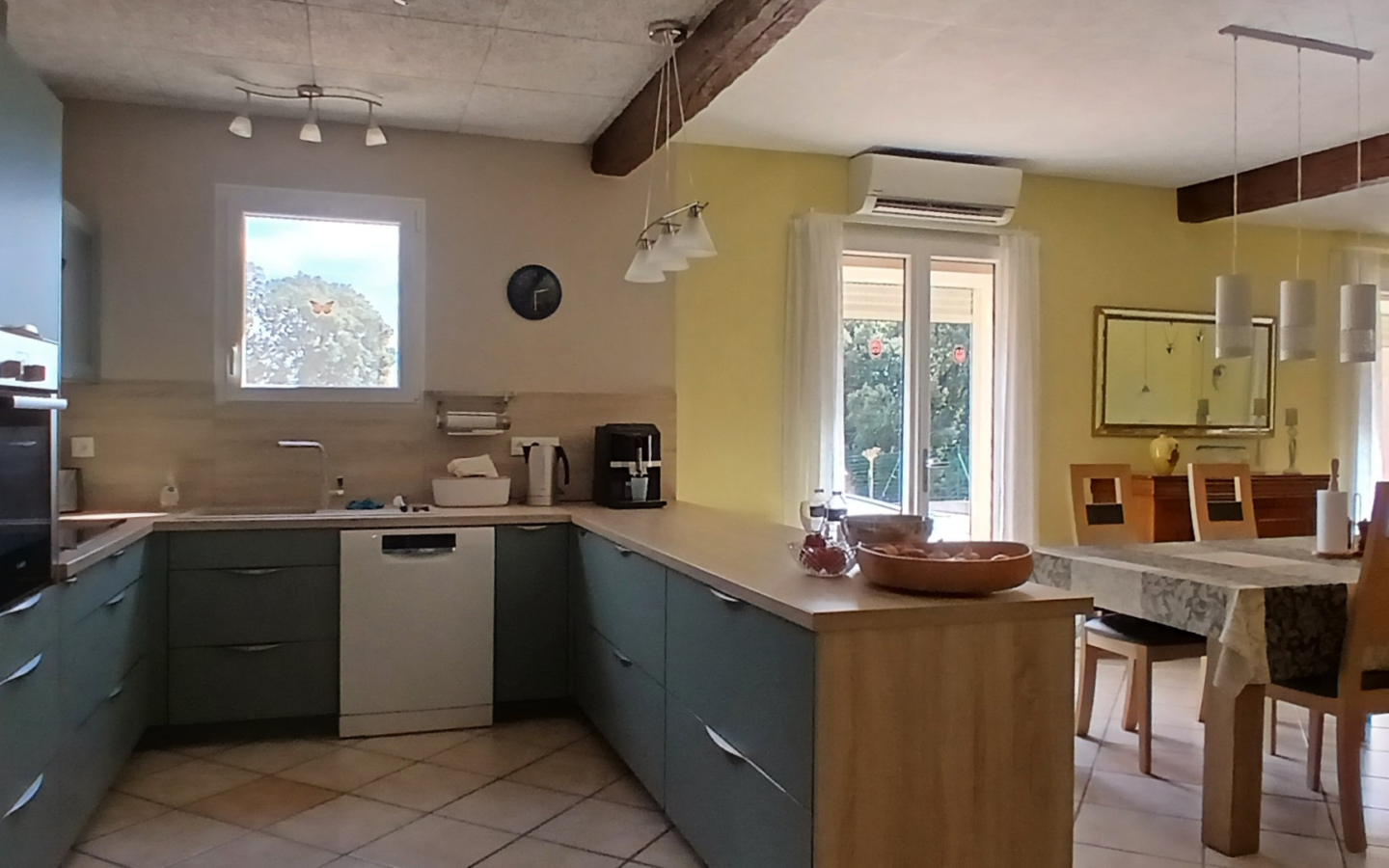 4-bedroom Detached House In Bousquet D’orb, France (120 M²)