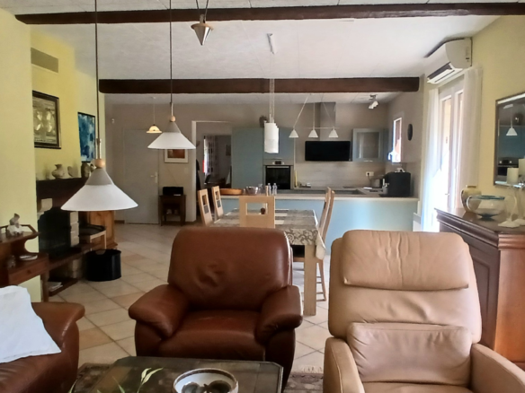 4-bedroom Detached House In Bousquet D’orb, France (120 M²)