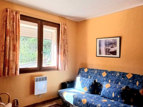 4-bedroom Detached House In Bousquet D’orb, France (120 M²)