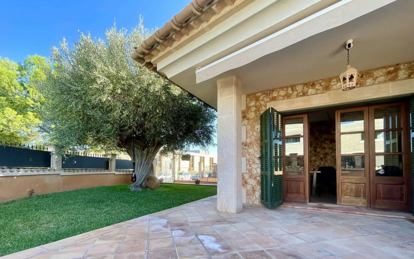 5-bedroom Village House In Marratxí, Spain (314 M²)
