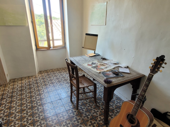4-bedroom House In Vailhan, France (170 M²)