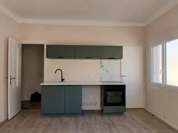 2-bedroom Apartment In Valras Plage, France (44 M²)