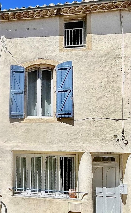 2-bedroom House In Pezenas, France (105 M²)