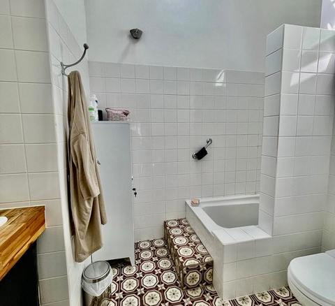 2-bedroom House In Pezenas, France (105 M²)