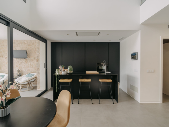 4-bedroom Villa In Marratxí, Spain (175 M²)