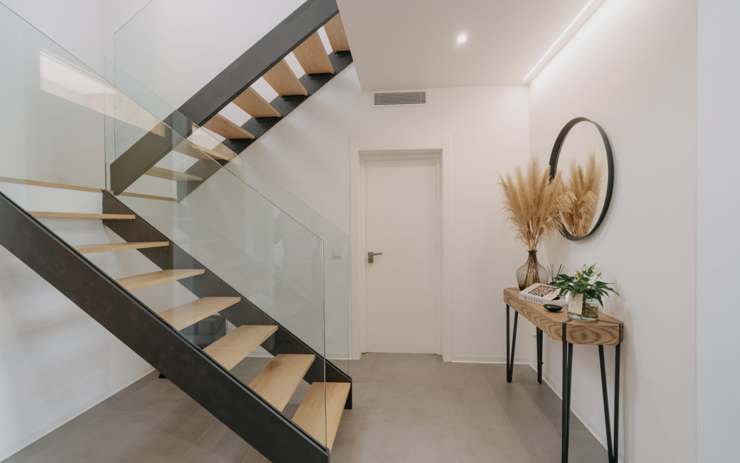 4-bedroom Villa In Marratxí, Spain (175 M²)